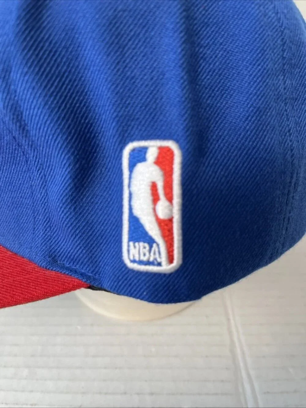 Mitchell & Ness Philadelphia 76ers Hardwood Classics Snapback Hat Lebron James
